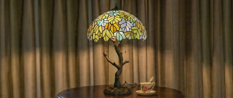 Tiffany lamp: zo combineer je ze perfect met je interieurstijl - De Sierkamer