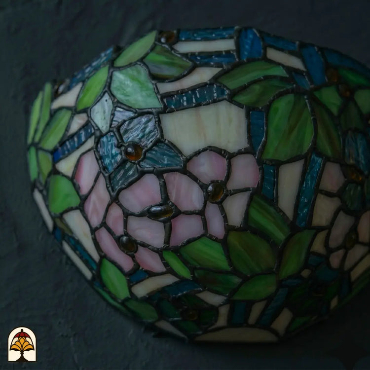 Tiffany wandlamp Rosa di Primavera onverlicht – daglichtkleuren groen en roze