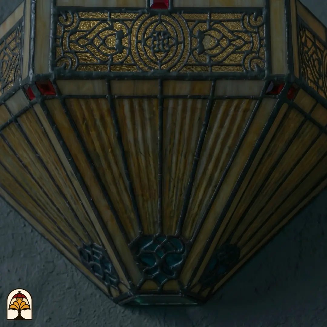 Tiffany wandlamp Lumina Geometrica onverlicht – daglichtkleuren ambergeel