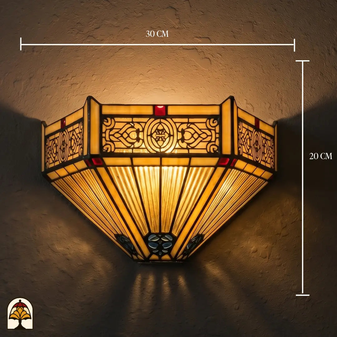 Tiffany wandlamp Lumina Geometrica met muurbevestiging – totaalweergave